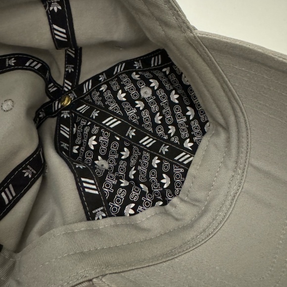 Adidas Baseball Cap Classic Trefoil Logo, One Size Grey, Strap Back - Picture 4 of 5